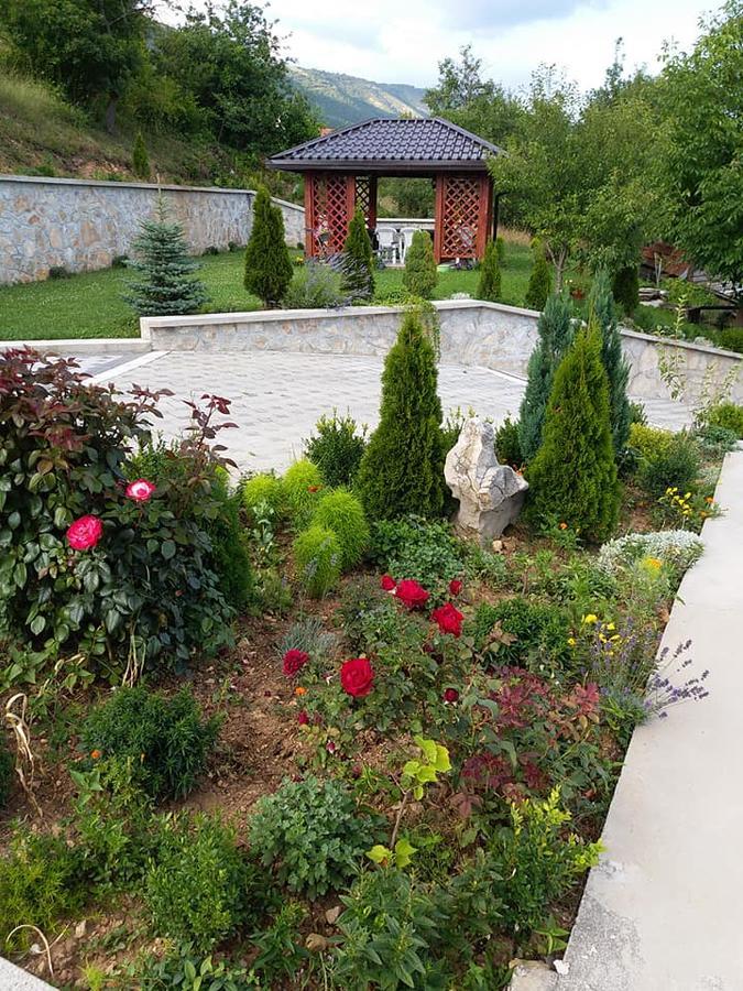 Kuca Za Odmor Sarcevic Apartment Prozor Bagian luar foto