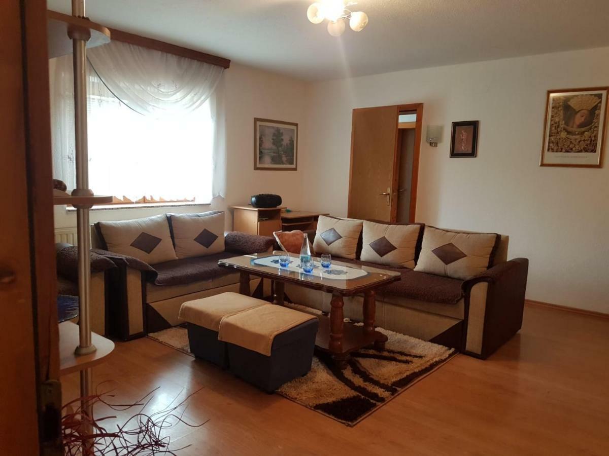 Kuca Za Odmor Sarcevic Apartment Prozor Bagian luar foto