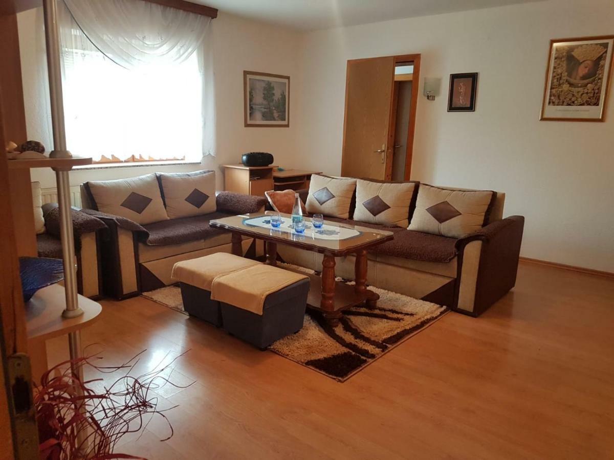 Kuca Za Odmor Sarcevic Apartment Prozor Bagian luar foto